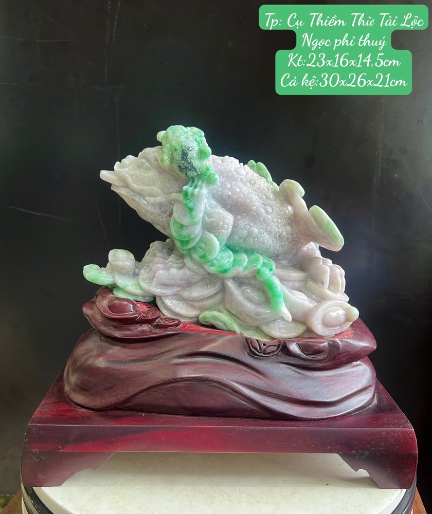 Cụ Thiềm Thừ Tài Lộc Ngọc Phỉ Thuý (Kèm Giấy Kiểm Định) 30x26x21cm