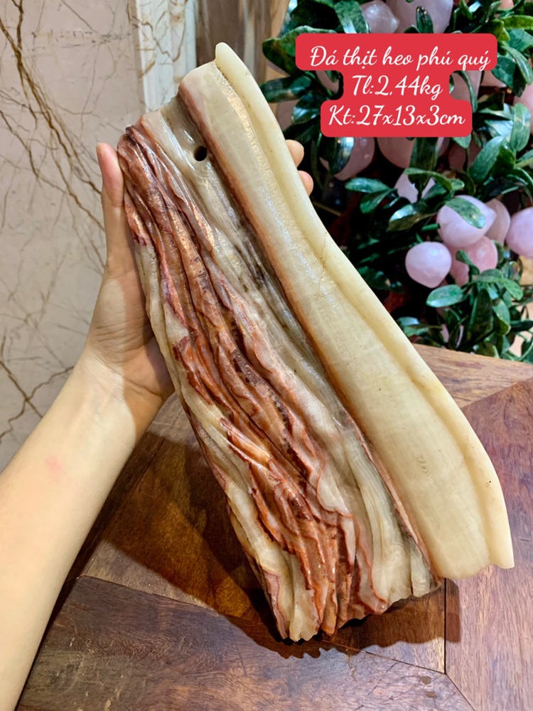Đá Thịt Lơn Phú Quý