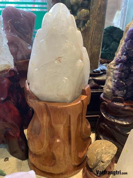 Đại cảnh búp sen đá quý thạch anh trắng 120cm