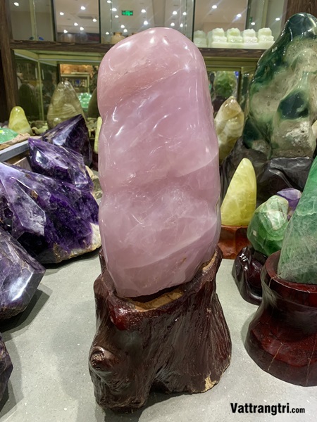 Đại cảnh đá quý thạch anh hồng 61cm