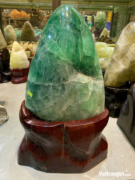 Đại cảnh núi đá quý fluorite vip 52cm