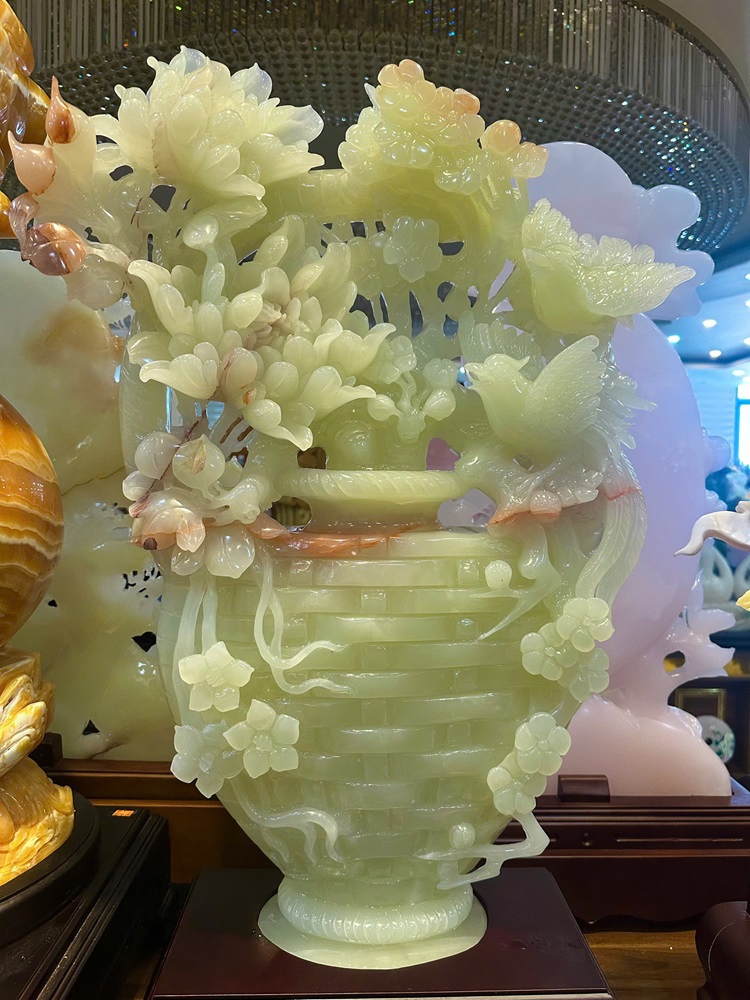 BÌNH HOA PHÚ QUÝ – NGỌC ONYX THÁNH KHIẾT
