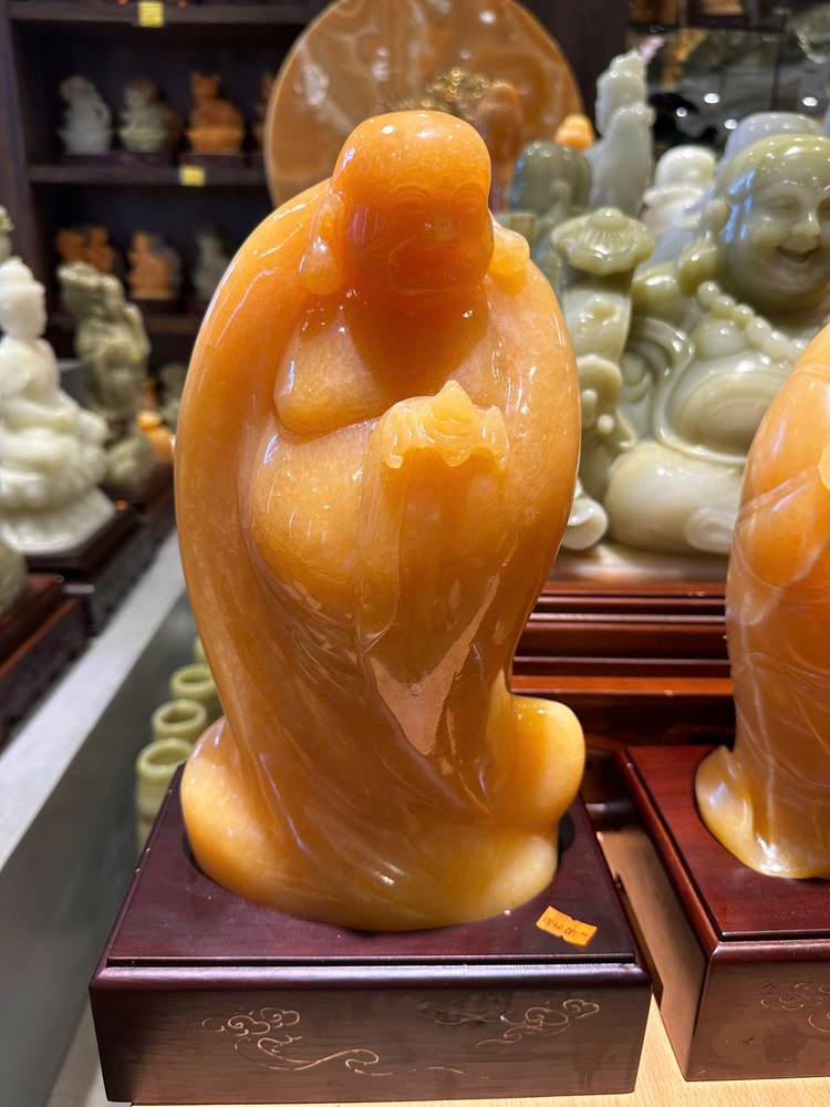 Di Lặc Chúc Phúc Ngọc Hoàng Long 30cm