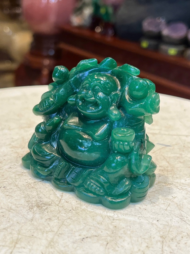 Di lặc vác cành đào tiên thạch anh xanh 8cm