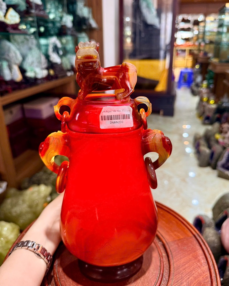 Đỉnh Ngọc Mã Não Đỏ 30.5cm