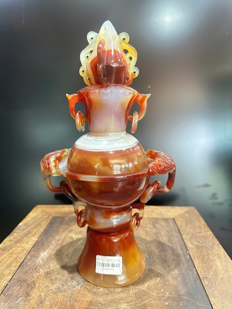 Đỉnh xông trầm ngọc mã não đỏ 33cm