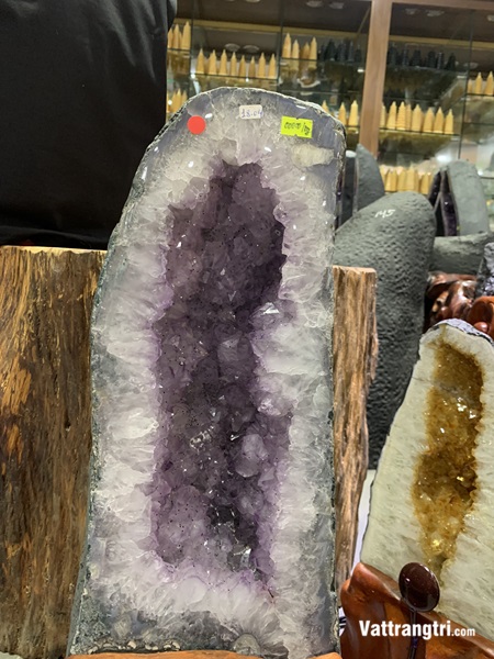 Động đá thạch anh tím 60cm