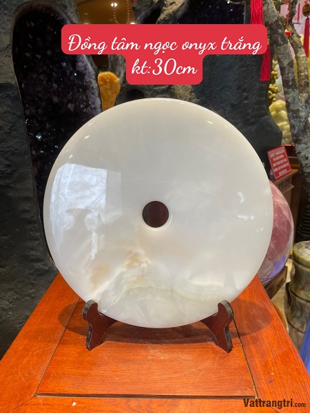 Đồng Điếu tâm ngọc onyx trắng 30cm