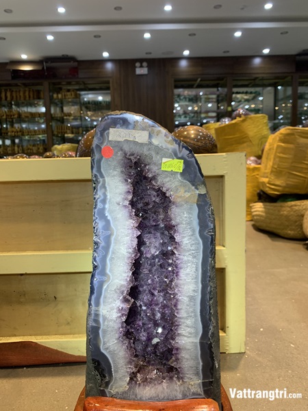 Động đá thạch anh tím 34cm