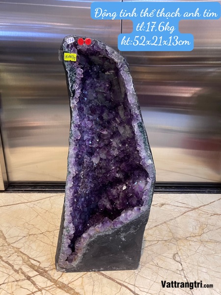 Động tinh thể thạch anh tím 52cm