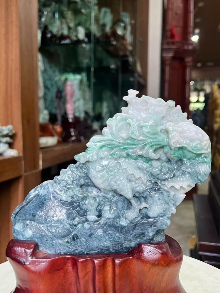 Thần Long Hộ Chủ Ngọc Phỉ Thuý - Quà Tặng Bảo Hộ Vượng Khí