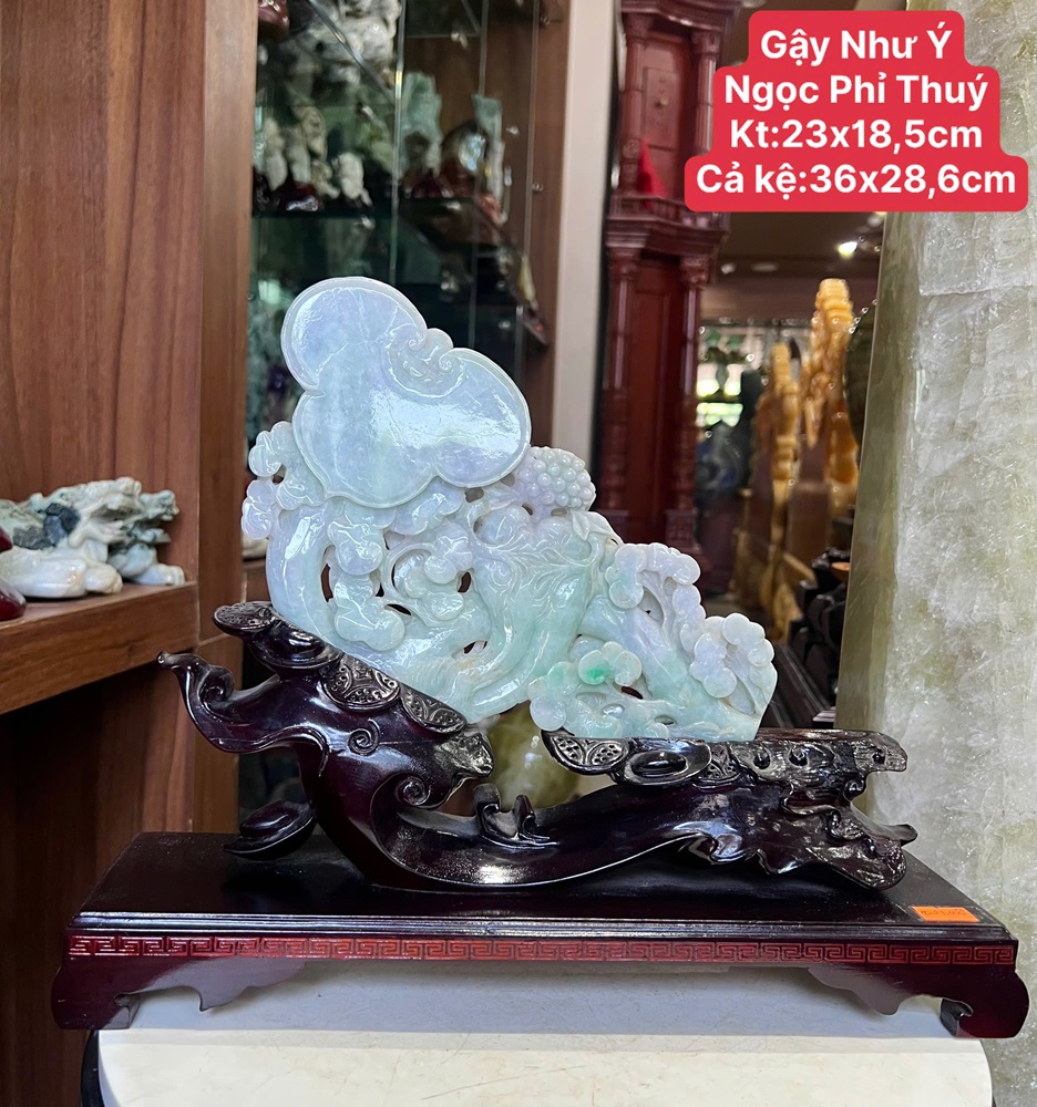 Gậy Như Ý Ngọc Phỉ Thuý - Quà Biếu Cao Cấp
