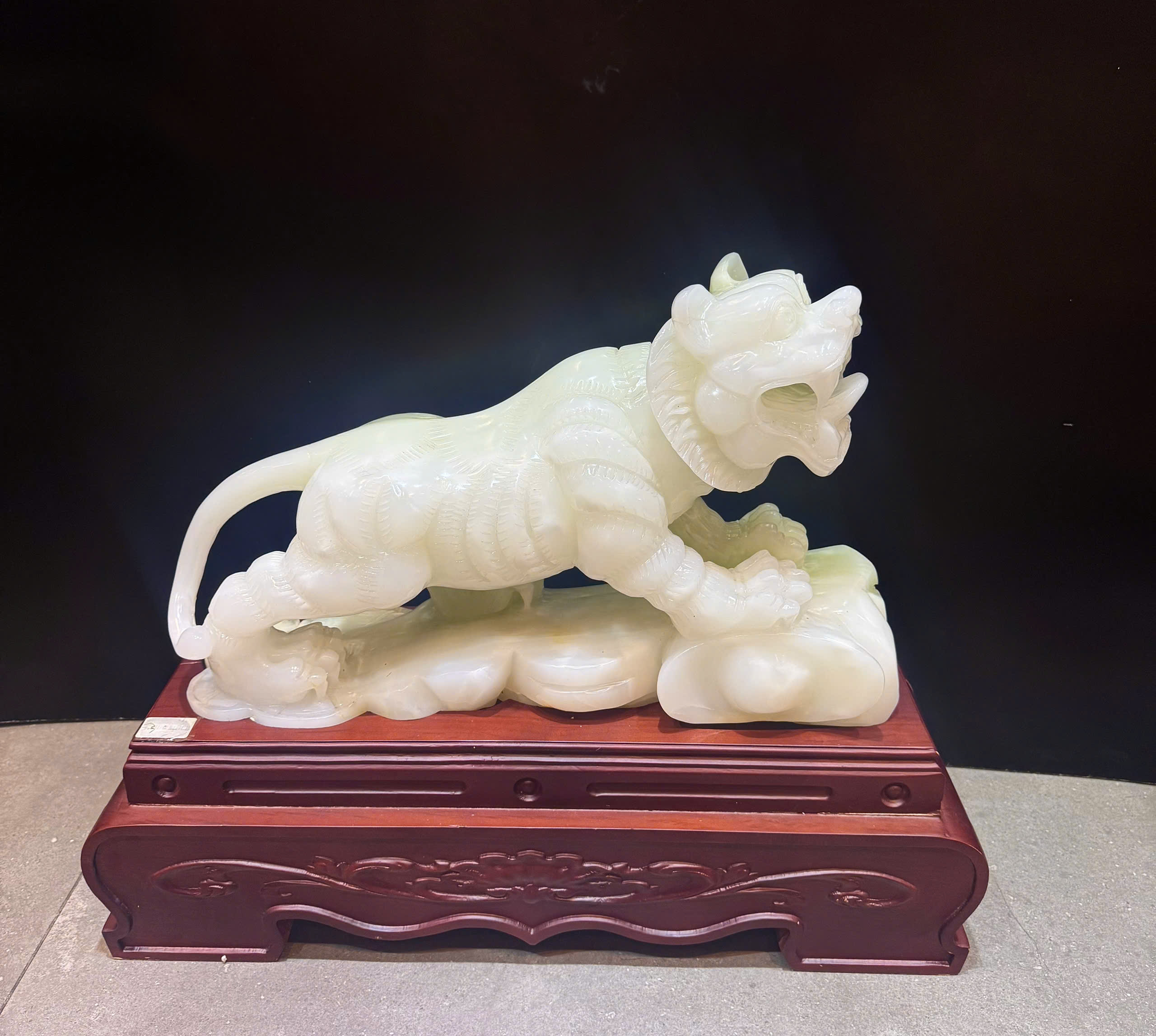 Tượng Hổ Ngọc Onyx Kiệt Tác Trấn Trạch Hóa Sát, Khai Mở Bứt Phá Và Củng Cố Uy Quyền