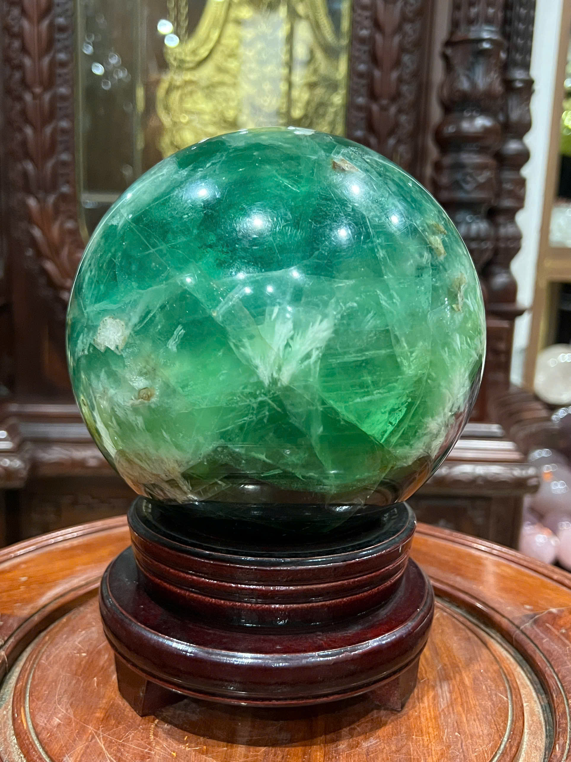 Quả Cầu Đá Fluorite Tinh Thể Tuyết Hoa 16cm Vũ Điệu Băng Tinh, Thăng Hoa Trí Tuệ