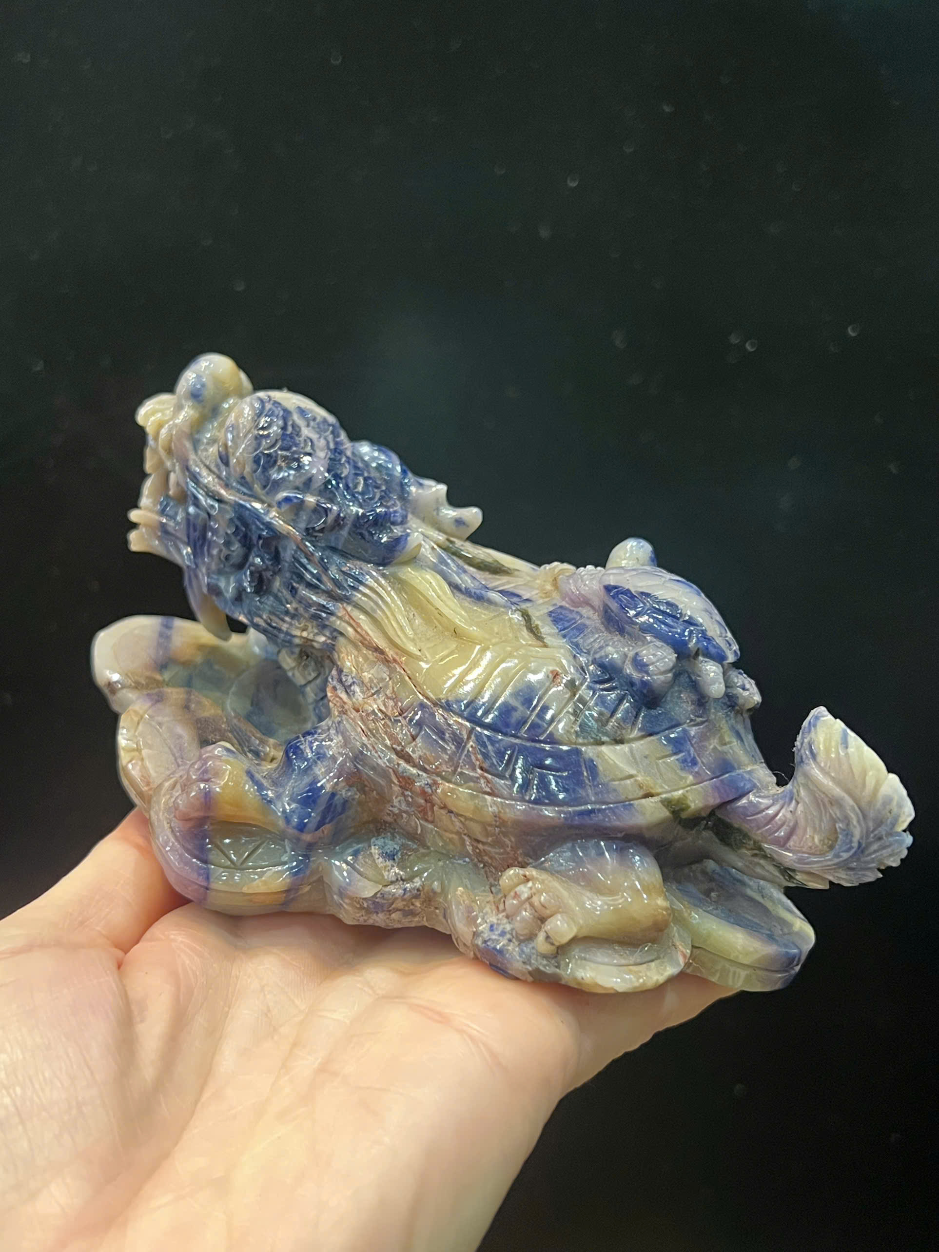 Long Quy sapphire xanh hero – Kiệt tác trấn trạch hóa sát, nâng tầm uy quyền và tích tụ tài vận bền vững