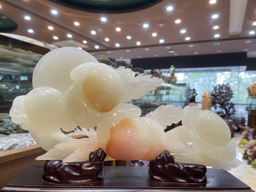 Gậy Như Ý Đào Tiên Ngọc Onyx Trắng 38x20cm