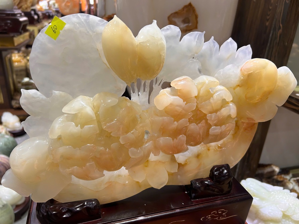 Gậy như ý mẫu đơn ngọc onyx 37x24cm