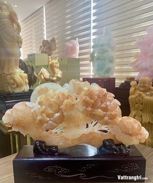 Gậy như ý mẫu đơn Ngọc Onyx huyết 40cm