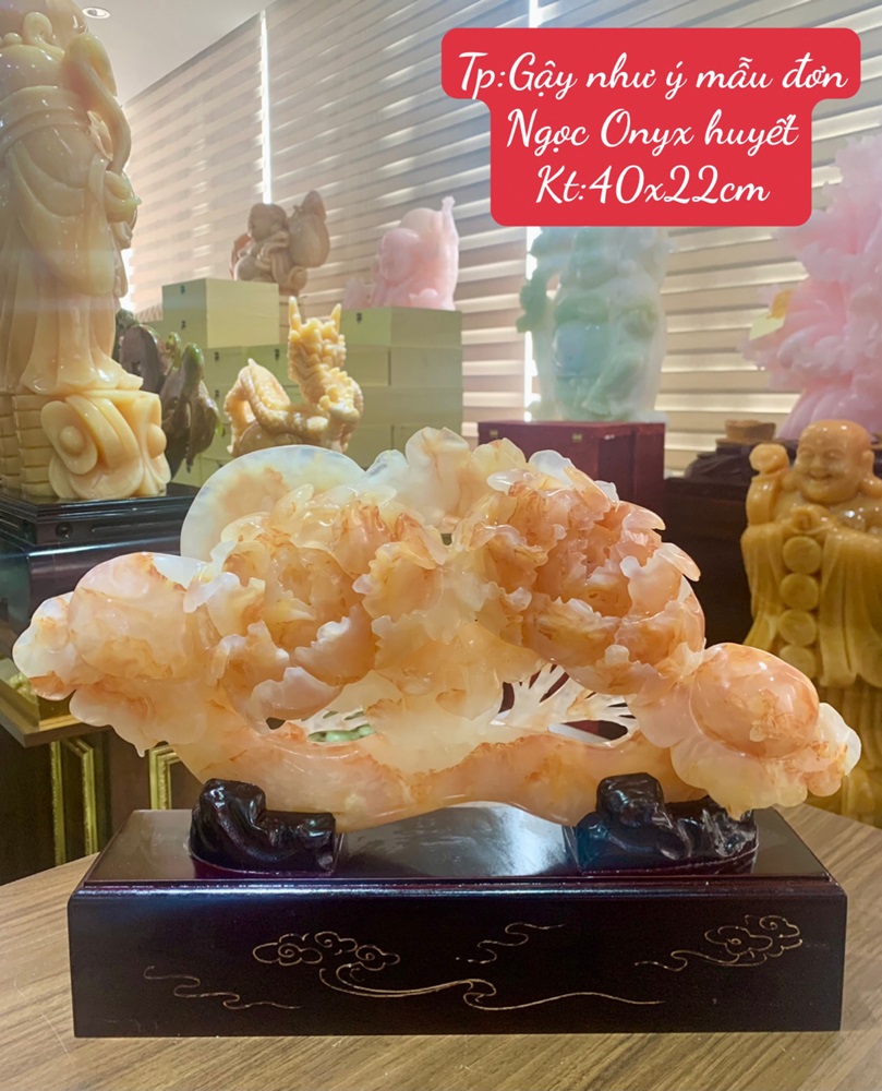 Gậy như ý mẫu đơn Ngọc Onyx huyết