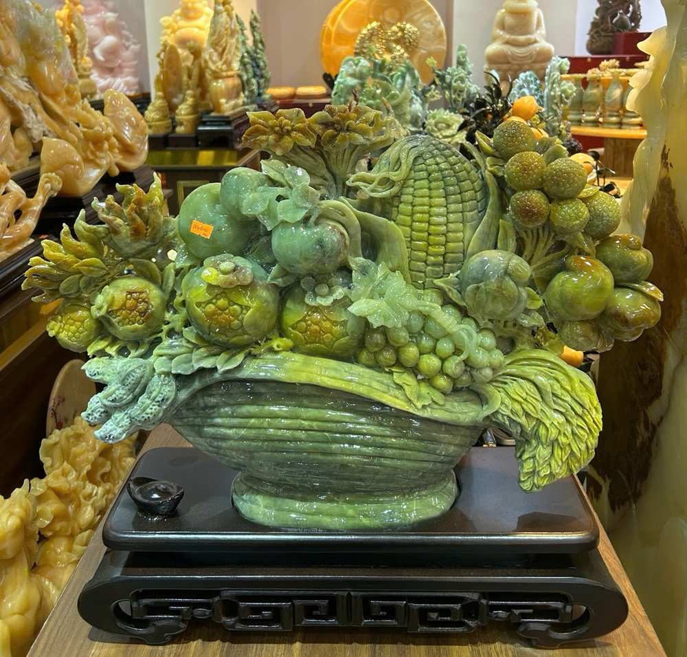 Giỏ hoa phú quý ngọc tụ nham 62x40cm