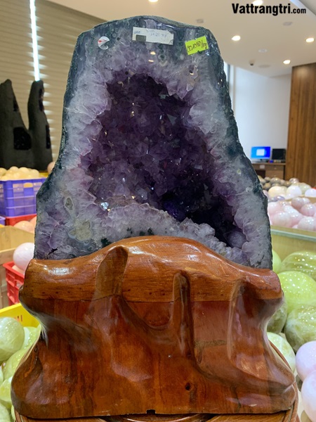 Hang động tinh thể thạch anh tím 41cm