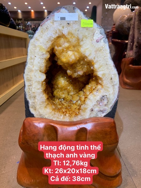 Hang động tinh thể thạch anh vàng 38cm
