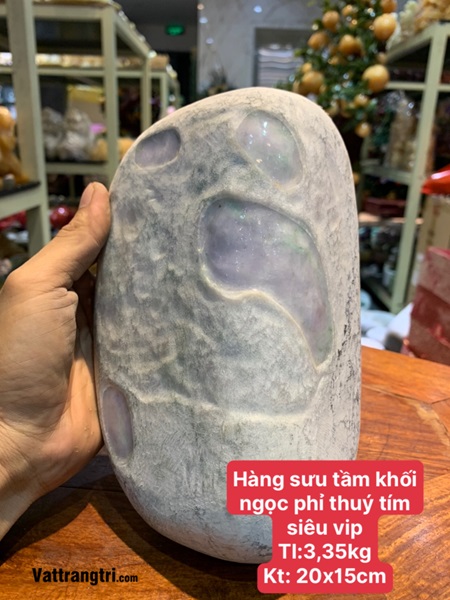 Hàng sưu tầm khối ngọc phỉ thuý tím siêu vip 20cm