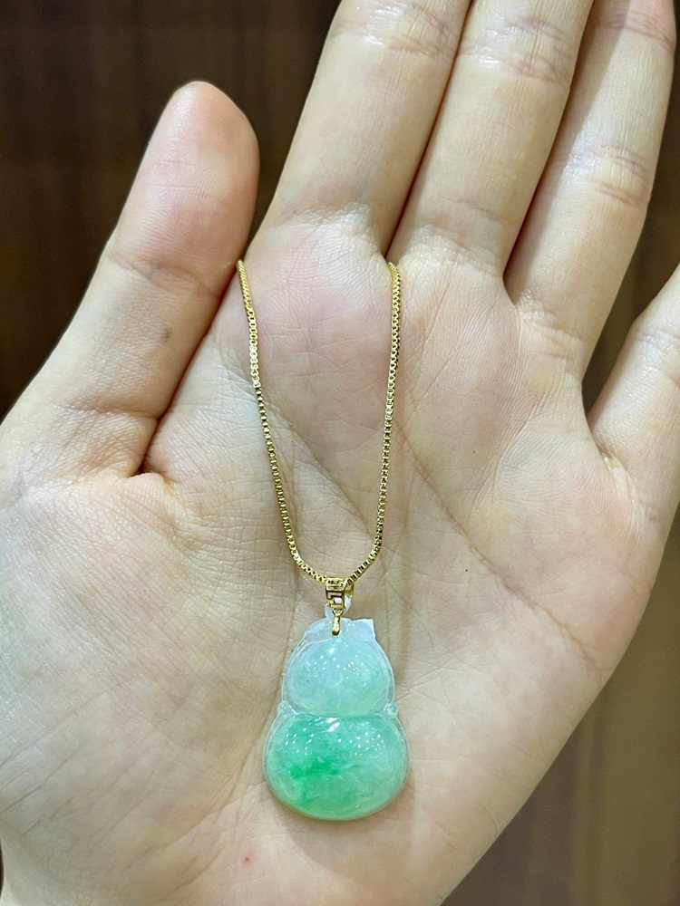Hồ Lô Phú Quý Ngọc Phỉ Thuý Móc Vàng 18K
