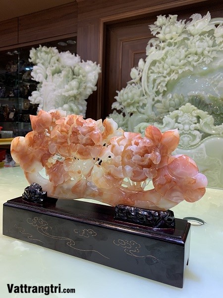 Tượng Ngọc Hoa mẫu đơn như ý huyết đỏ 43cm