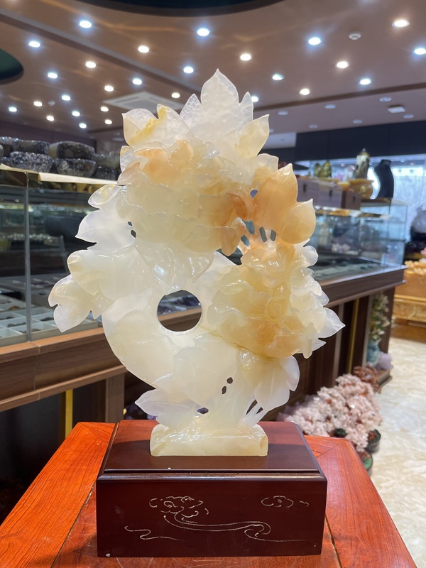 Hoa Mẫu Đơn Tài Lộc Ngọc Onyx Trắng Huyết 32cm