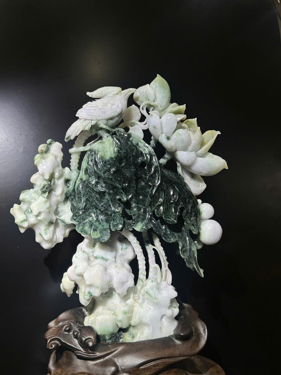 Hoa Sen Ngọc Phỉ Thuý 28x21x8cm (Kèm giấy kiểm định)