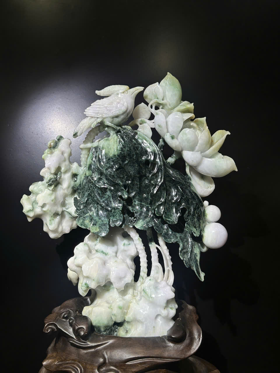 Hoa Sen Ngọc Phỉ Thuý 28x21x8cm (Kèm giấy kiểm định)