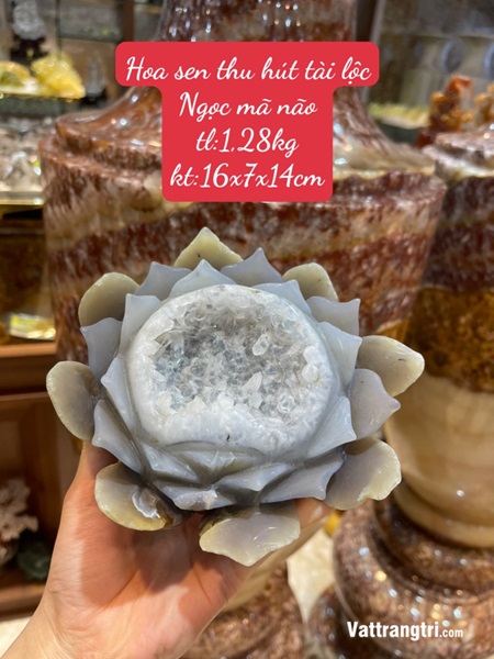 Hoa sen thu hút tài lộc Ngọc mã não 16cm