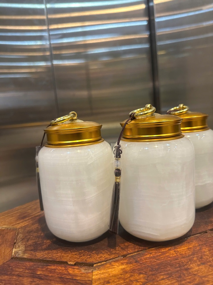 Hũ đựng trà ngọc onyx trắng 15x9cm