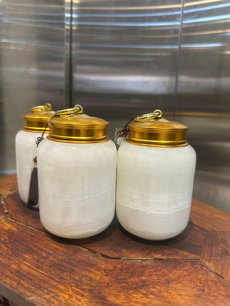 Hũ đựng trà ngọc onyx trắng 15x9cm