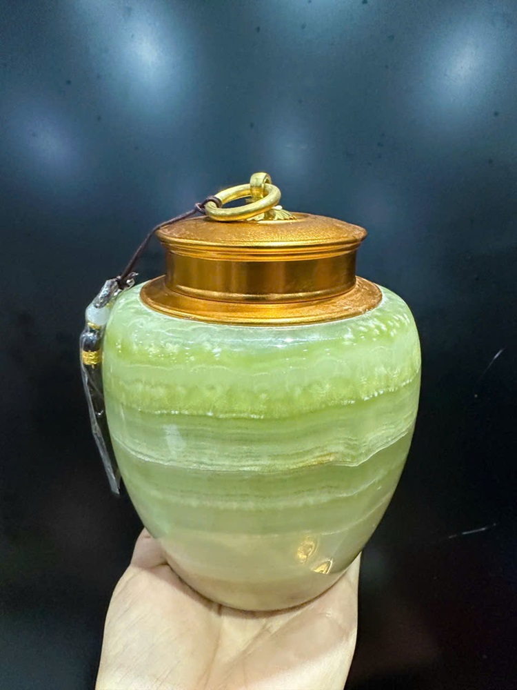 Hũ đựng trà ngọc onyx xanh 13x11cm