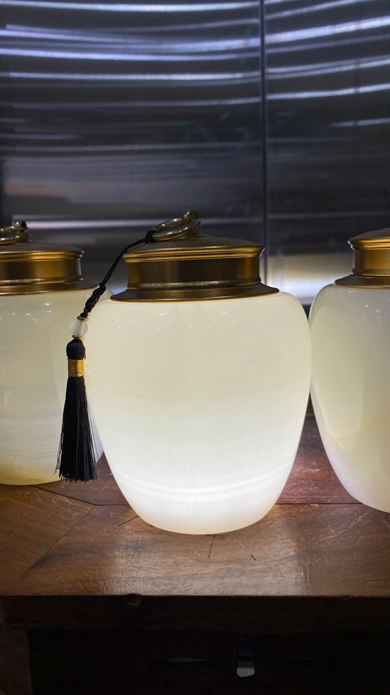 Hũ trà ngọc onyx trắng 15x11cm