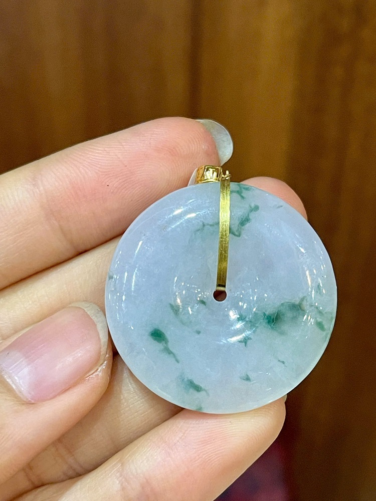 Khấu Bình An Ngọc Phỉ Thuý Móc Vàng 18K