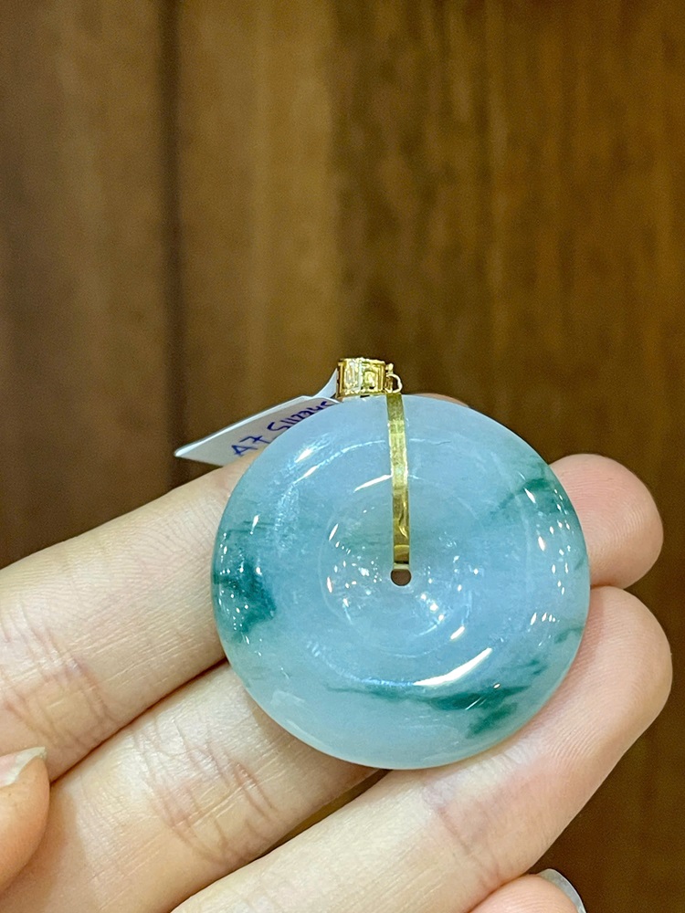Khấu Bình An Ngọc Phỉ Thuý Móc Vàng 18K
