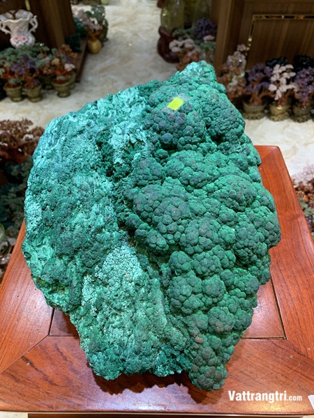 Khối đại cảnh khổng tước đá malachite 38cm