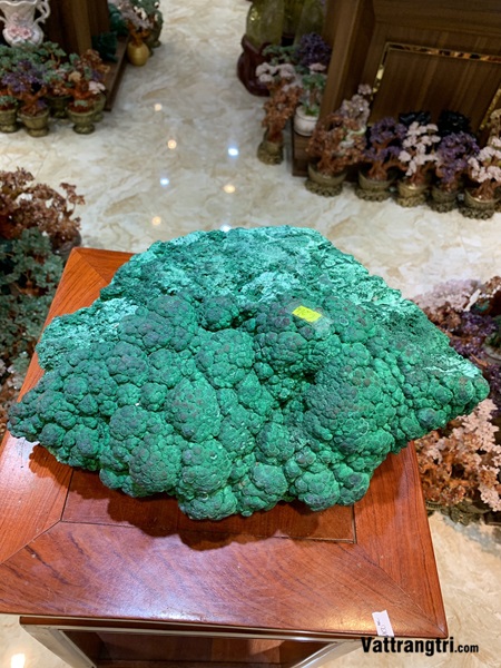 Khối đại cảnh khổng tước malachite 38cm