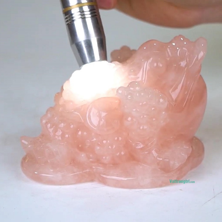 Thiềm Thừ Cóc Ba Chân Đá Quý Thạch Anh Hồng Tự Nhiên