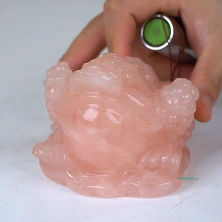 Thiềm Thừ Cóc Ba Chân Đá Quý Thạch Anh Hồng Tự Nhiên