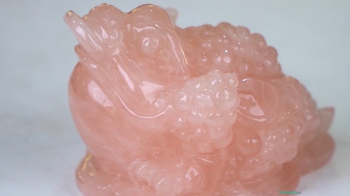 Thiềm Thừ Cóc Ba Chân Đá Quý Thạch Anh Hồng Tự Nhiên