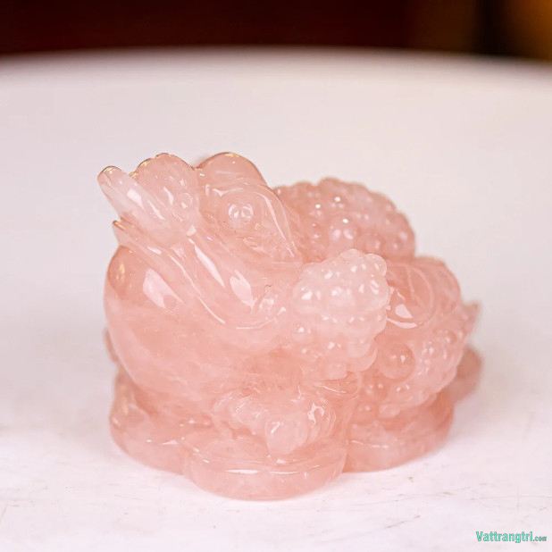 Thiềm Thừ Cóc Ba Chân Đá Quý Thạch Anh Hồng Tự Nhiên