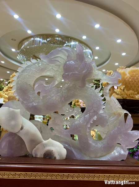 Linh vật Nhất long ngọc quý fluorite tím 36cm