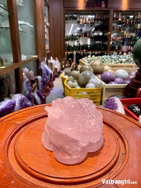 Linh vật Thiềm thừ thạch anh hồng 13cm