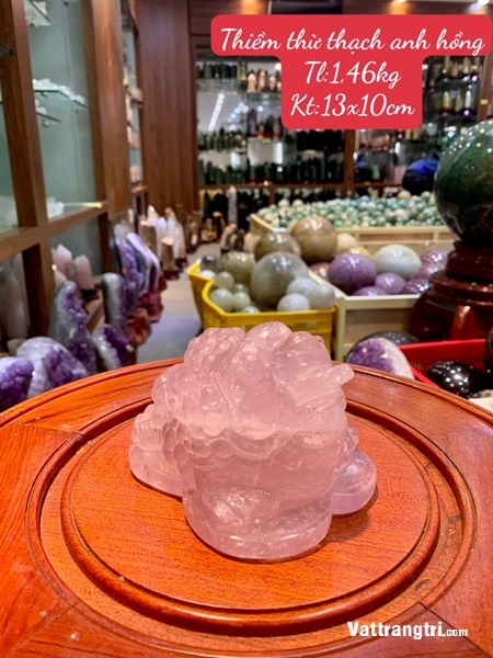 Linh vật Thiềm thừ thạch anh hồng 13cm