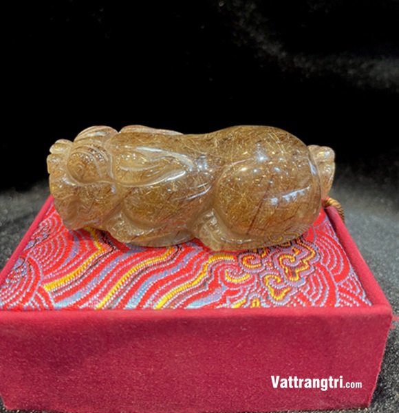 Linh vật Tỳ hưu đá quý thạch anh tóc 8.5cm L1