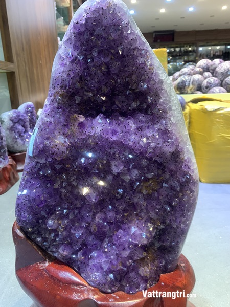 Mầm tinh thể đá thạch anh tím 56cm